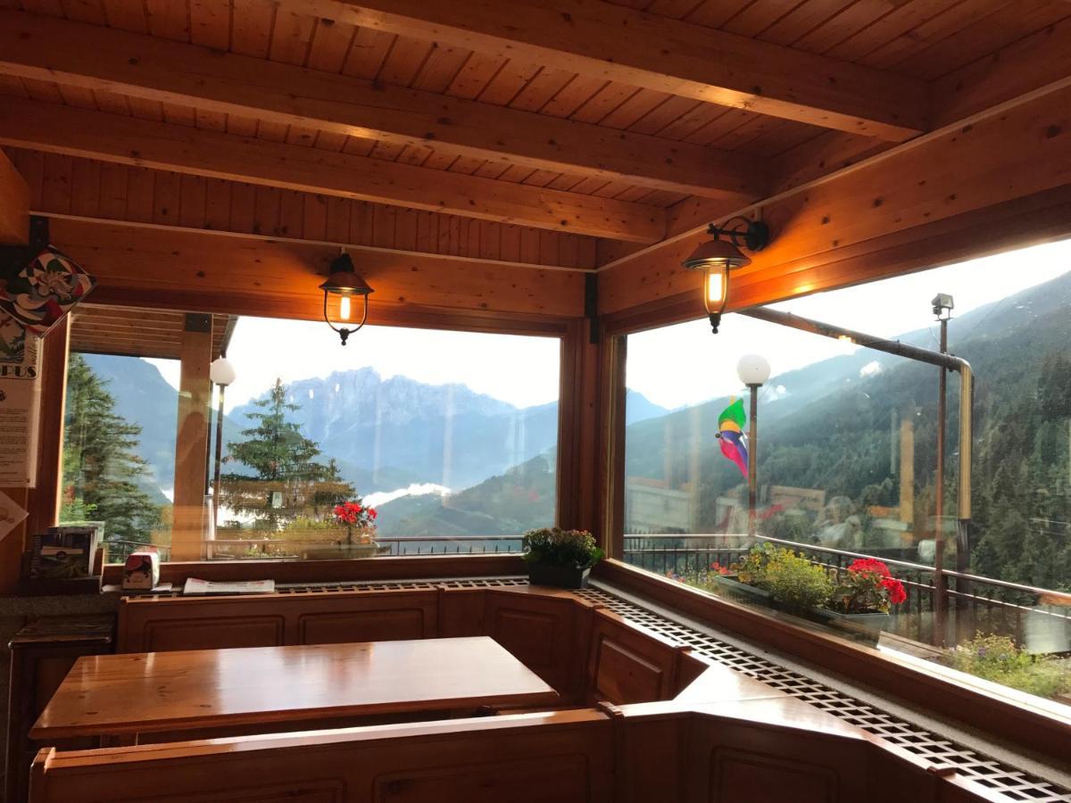 Rifugio Stella Alpina Hotel Saviore dell'Adamello Eksteriør billede